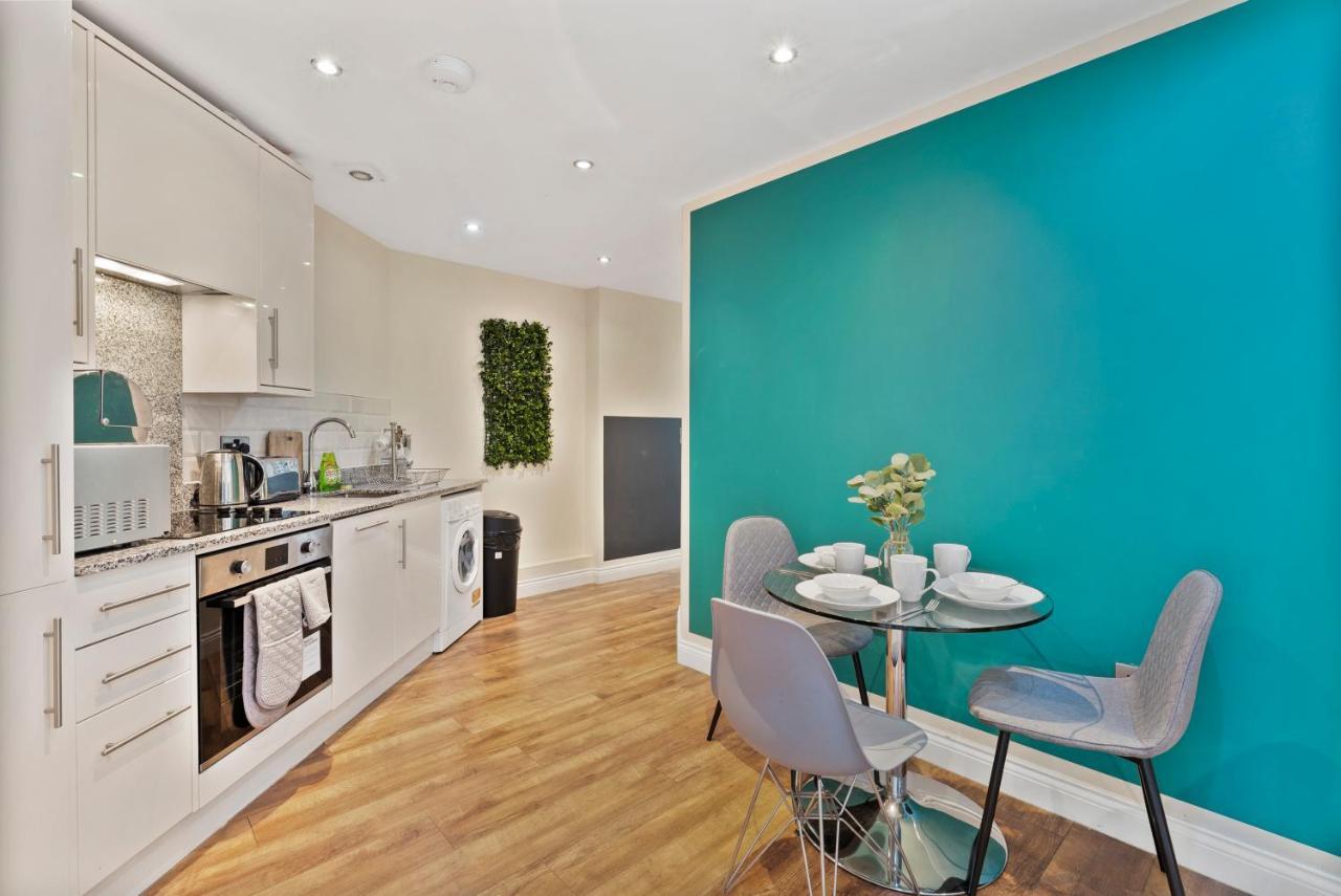 Central Leeds Gem - Parking - Sleeps 6 Daire Dış mekan fotoğraf